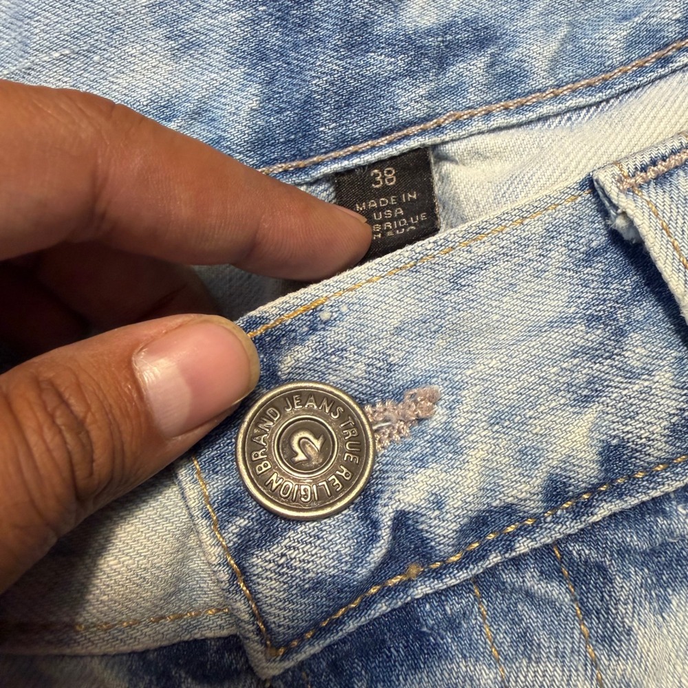 True Religion Geno Cut-Off Mens Denim Shorts Light Acid Wash Size 38 Made in USA - Picture 3 of 4
